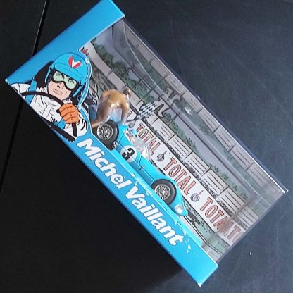 Michel Vaillant Modellino Auto Le Mans 1961 1:43 Automobile + Miniature dal Fumetto - immagine 4