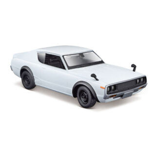 Maisto 1973 Nissan Skyline 2000GT-R (KPGC110) 1:24 Modellino Auto Automobile