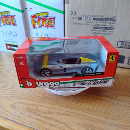 Bburago Ferrari Monza SP1 1:24 Modellino Auto Automobile Burago - immagine 9
